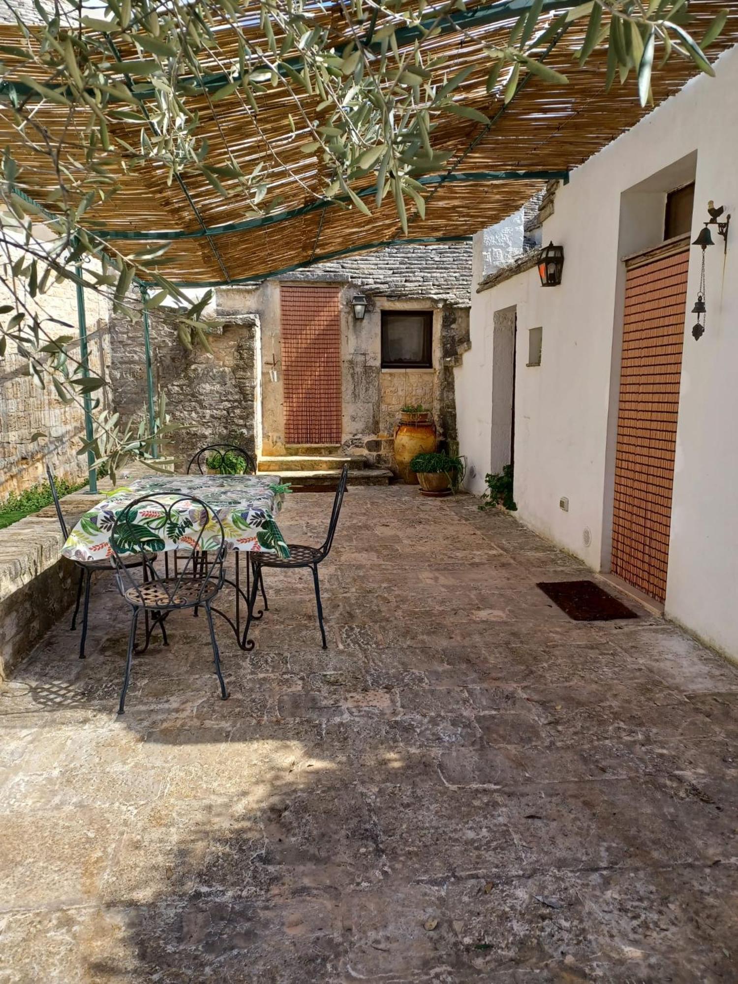 Trullo Vacanza 알베르벨로 외부 사진