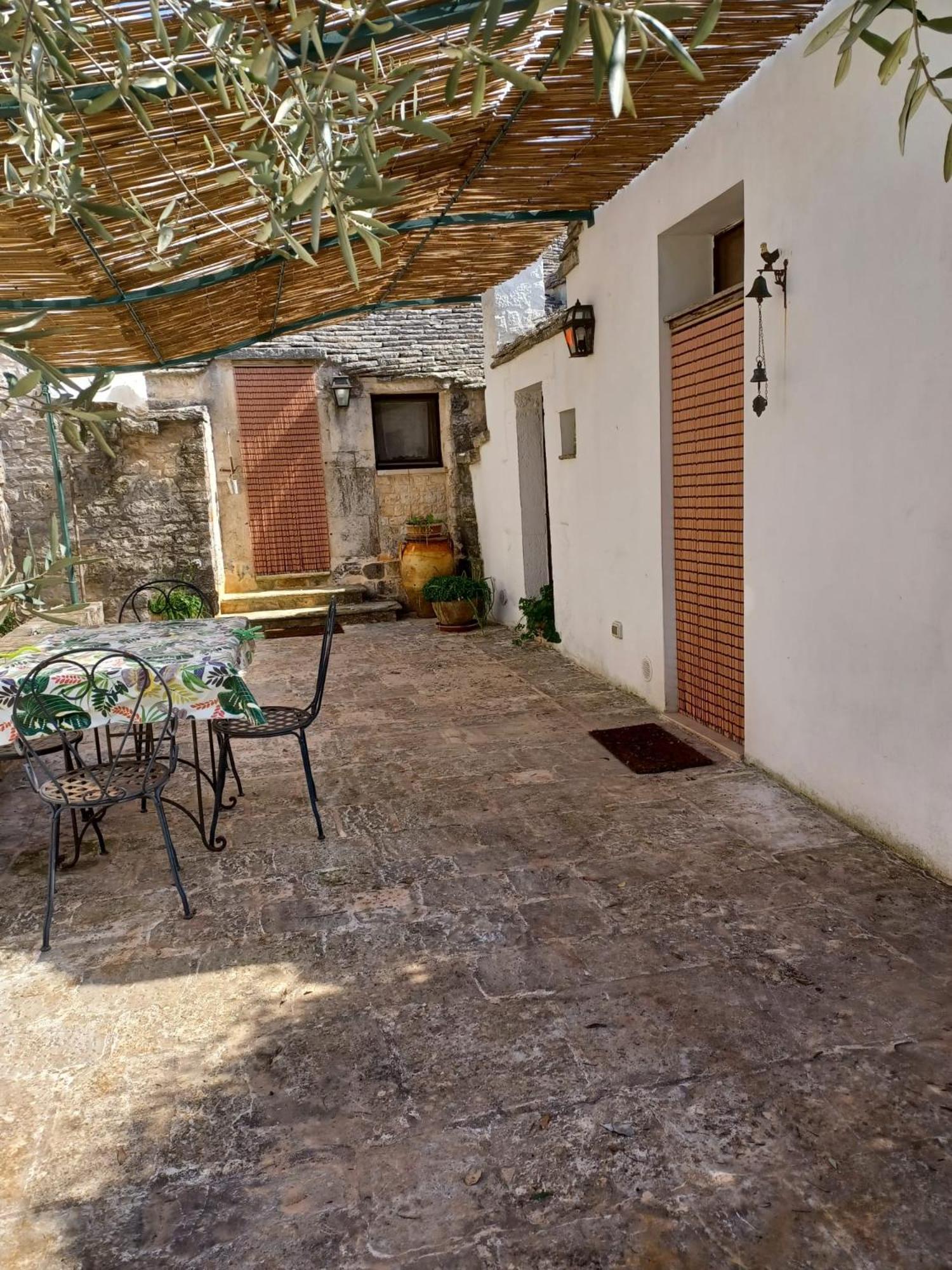 Trullo Vacanza 알베르벨로 외부 사진