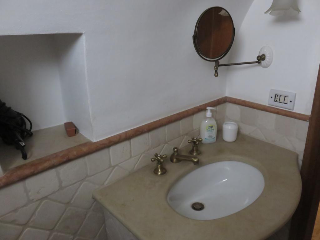 Trullo Vacanza 알베르벨로 외부 사진